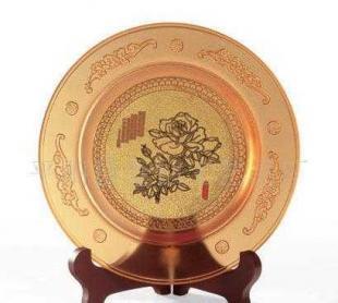 琉璃工艺盘与玉盘 点缀空间的中国风雅礼品
